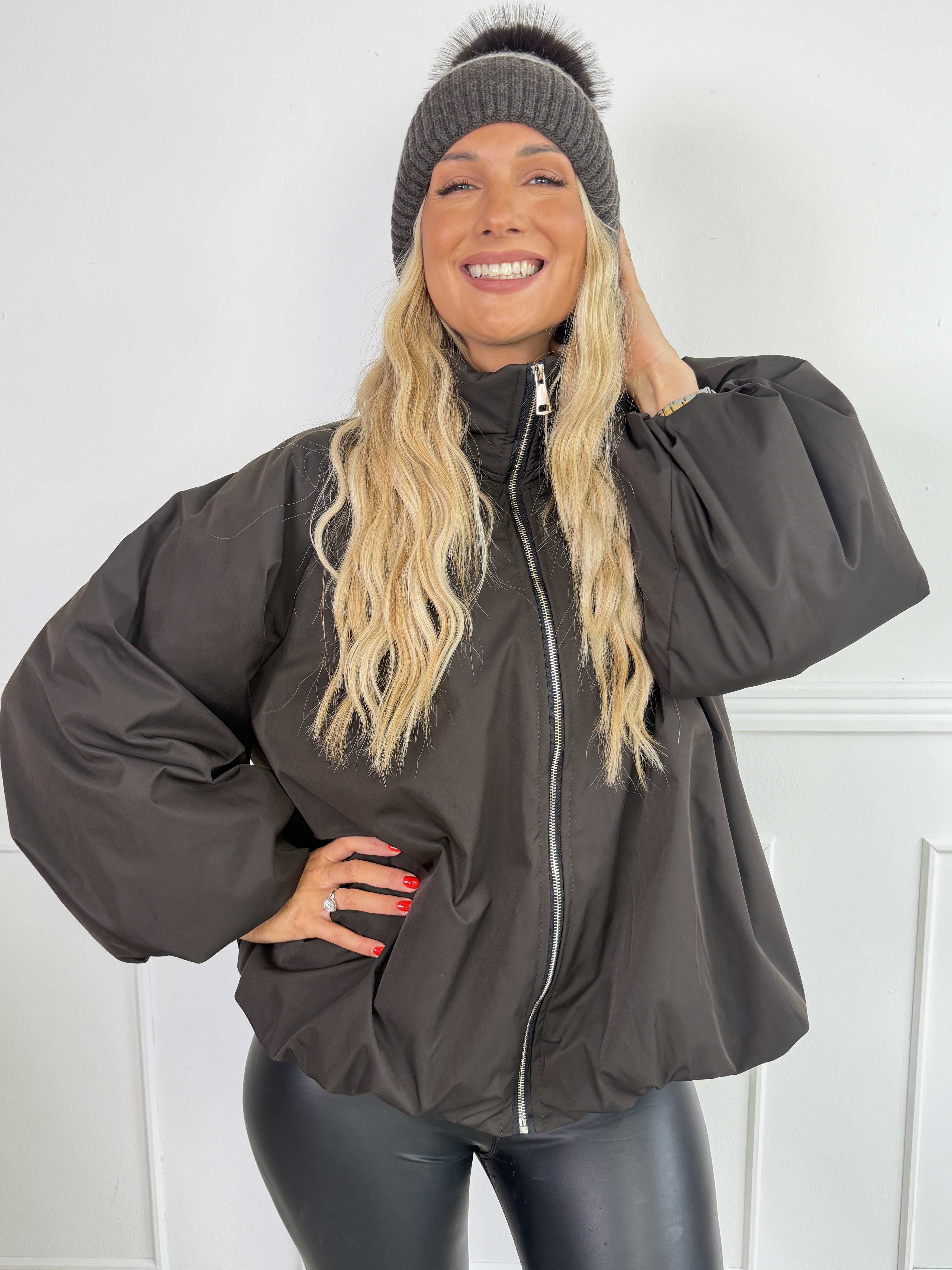Gemma – Varm och trendig plus size quiltad bomberjacka
